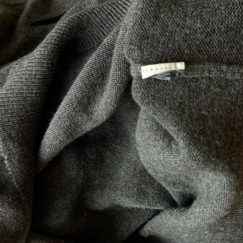 Kate Spade Broome Street Winking Eye Gray Sweater‎ Womens Size XS
